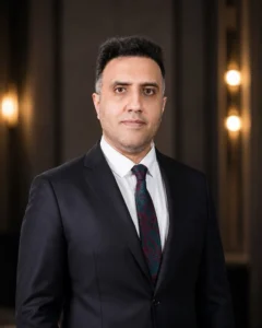 امیر پاکدین - جراح پلاستیک کلینیک اعتماد