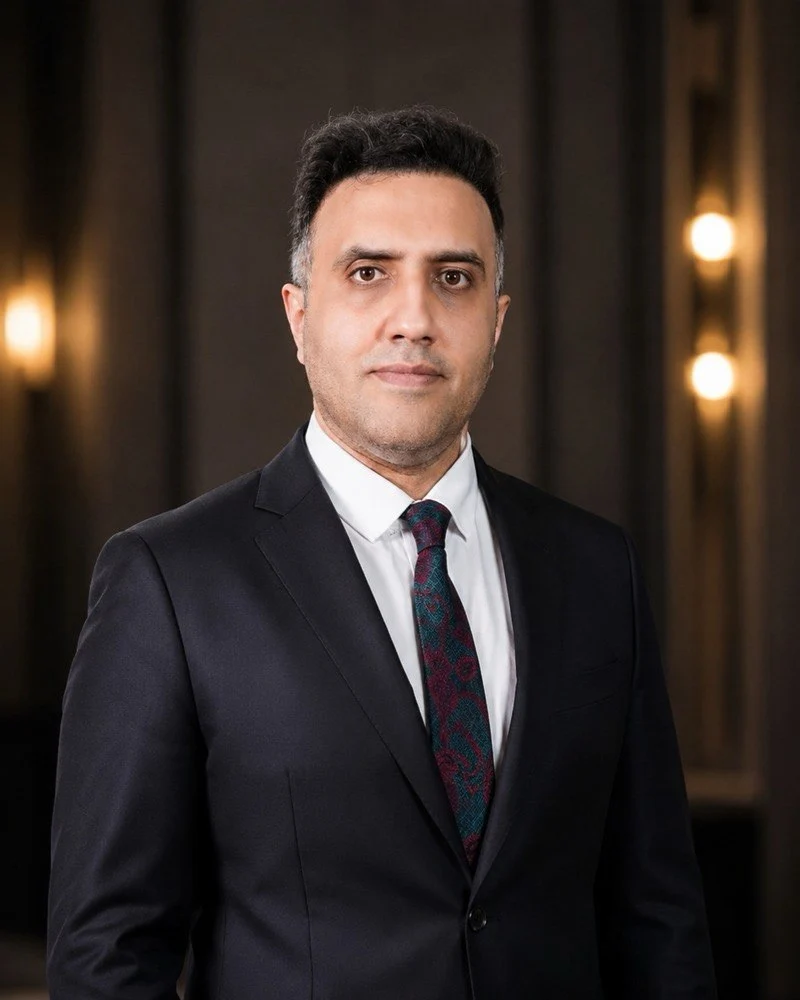 امیر پاکدین - جراح پلاستیک کلینیک اعتماد